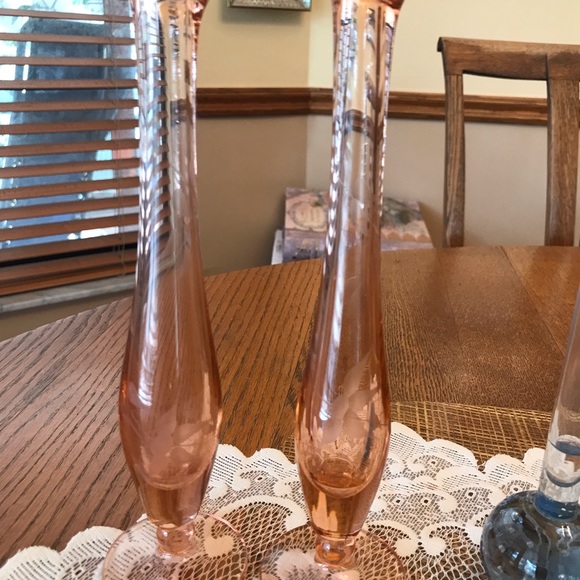 FOUR ANTIQUE BUD VASES - Picture 9 of 15